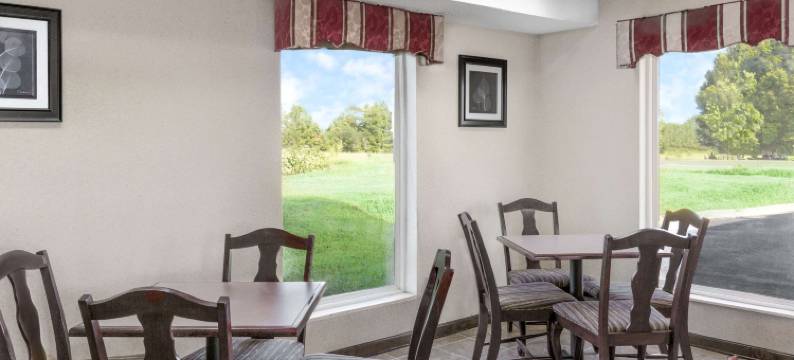 怀特维尔速8酒店(Super 8 by Wyndham Whiteville)图片