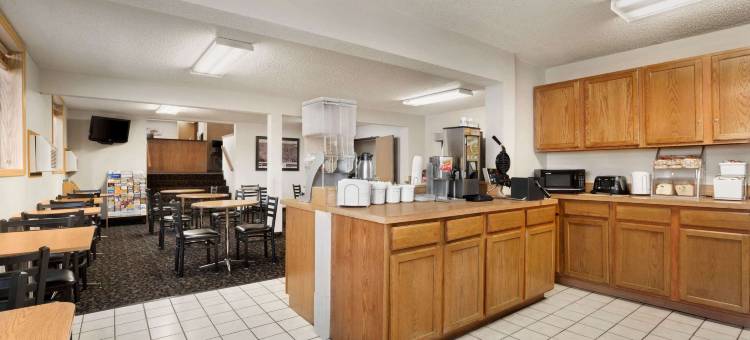 林肯北温德姆速8酒店(Super 8 by Wyndham Lincoln North)图片