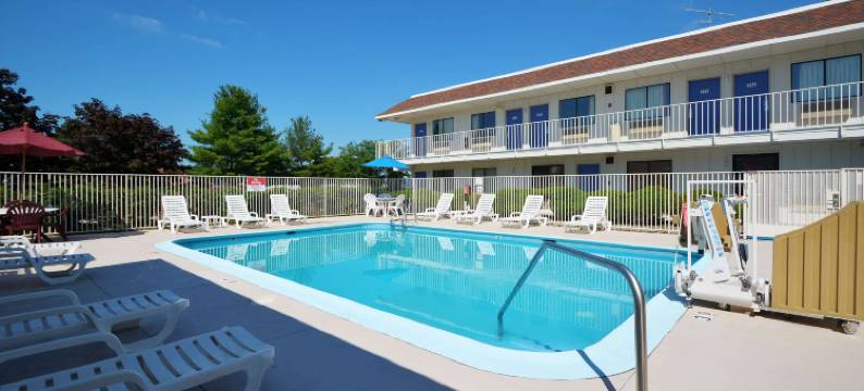 温莎洛克斯哈特福德6号汽车旅馆(Motel 6 Windsor Locks, CT - Hartford)图片
