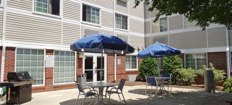 北罗利美茵斯坦套房酒店(MainStay Suites Raleigh North)图片