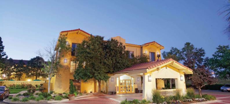 丹佛戈尔登拉昆塔温德姆酒店(La Quinta Inn by Wyndham Denver Golden)图片