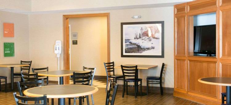 舒适套房酒店-本顿港-圣约瑟(Comfort Suites Benton Harbor - St. Joseph)图片