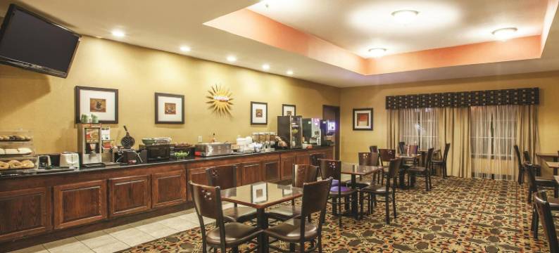 希尔斯伯勒拉昆塔温德姆套房酒店(La Quinta Inn & Suites by Wyndham Hillsboro)图片
