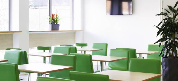 宜必思快捷纽波特酒店(Ibis Budget Newport)图片