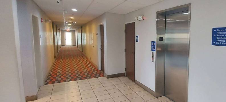 胡佛-伯明翰麦客达套房酒店(Microtel Inn & Suites by Wyndham Hoover/Birmingham)图片