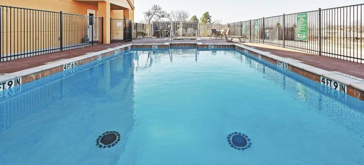 艾达拉昆塔温德姆套房酒店(La Quinta Inn & Suites by Wyndham Ada)图片