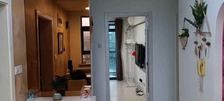 书香门第1民宿(杨南路分店)图片