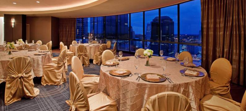 Crowne Plaza 堪萨斯市市区(Crowne Plaza KANSAS CITY DOWNTOWN by IHG)图片