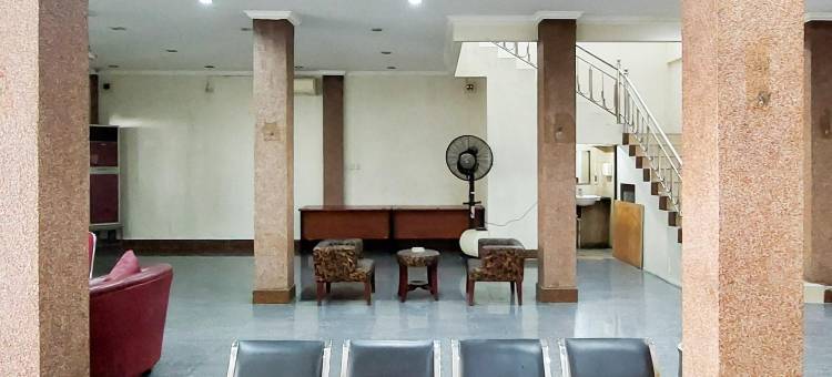 尼霍特尔沙亚里亚苏加诺哈达机场米特拉瑞德多兹(Ni Hotel Syariah Bandara Soekarno Hatta Mitra RedDoorz)图片