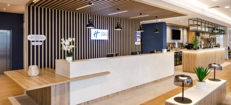 Holiday Inn Express London - Excel图片