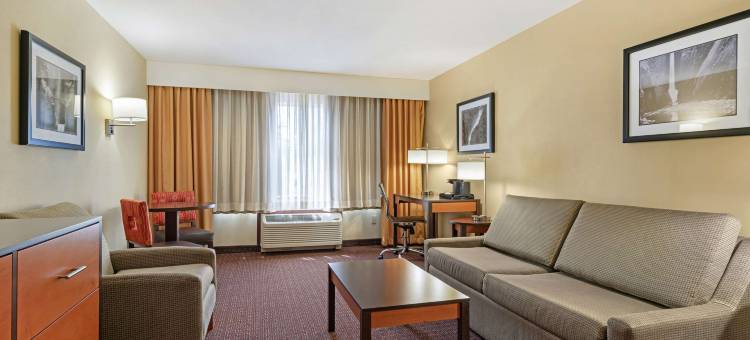 瀑布贝斯特韦斯特优质套房酒店(Best Western Plus Cascade Inn  Suites)图片