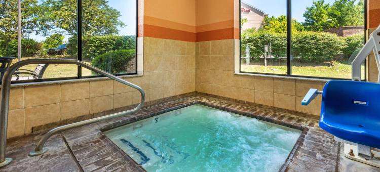 乔治敦商务中心贝斯特韦斯特优质酒店(Best Western Plus Georgetown Corporate Center Hotel)图片