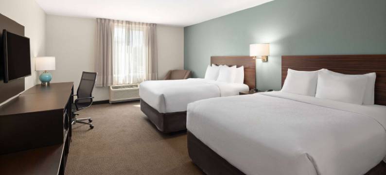 由温达姆管理的拉昆塔温德姆酒店套房(La Quinta Inn & Suites by Wyndham Wenatchee)图片