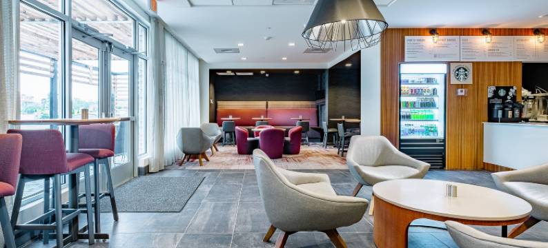 托莱多西万怡酒店(Courtyard Toledo West)图片