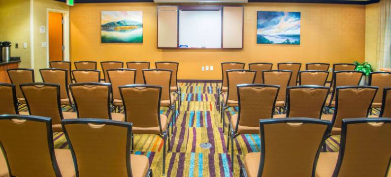 伯利万枫酒店(Fairfield Inn & Suites Burley)图片