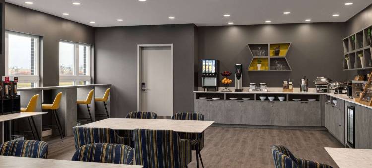 博斯布朗麦客达温德姆酒店(Microtel Inn & Suites by Wyndham Boisbriand)图片