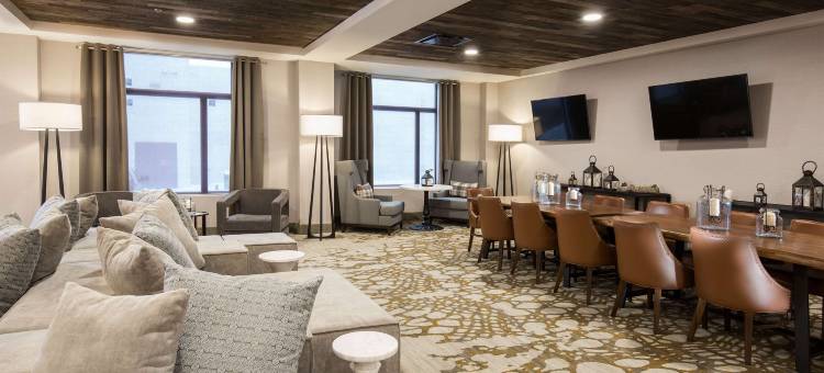 乔治王子波默罗伊套房酒店(Pomeroy Inn & Suites Prince George)图片