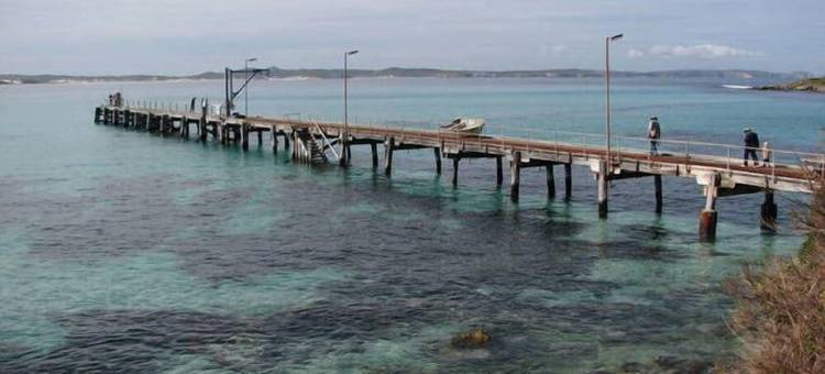 Lovely 3 bedroom home with river views. Perfect location to explore the Island.图片