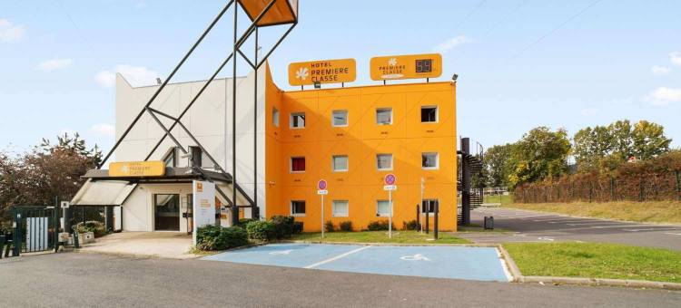 嘉廷内普莱喜Première Classe酒店(Premiere Classe Plaisir - Gatines)图片
