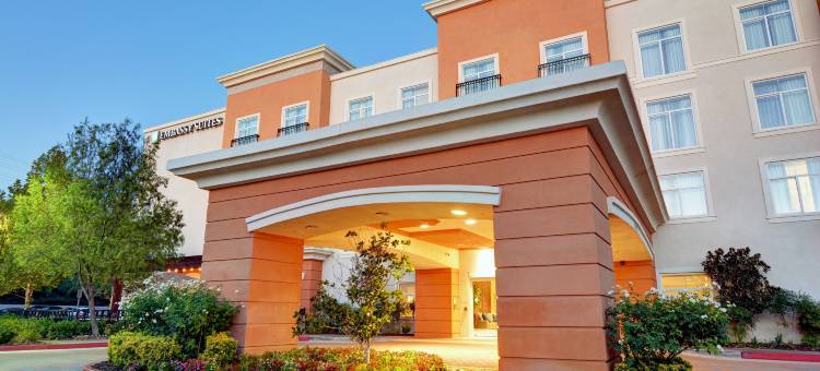 巴伦西亚希尔顿安泊酒店(Embassy Suites by Hilton Valencia)图片