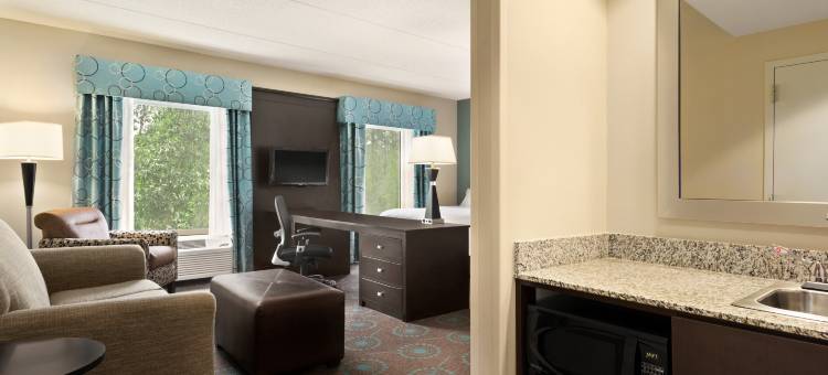 布拉夫顿太阳城欢朋套房酒店(Hampton Inn & Suites Bluffton-Sun City)图片
