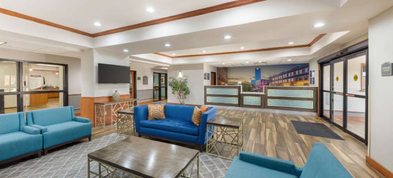 米德韦斯特城贝斯特韦斯特优质套房酒店(Best Western Plus Midwest City Inn  Suites)图片