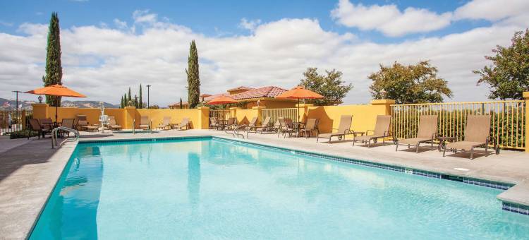 帕索罗布尔斯拉昆塔温德姆套房酒店(La Quinta Inn & Suites by Wyndham Paso Robles)图片