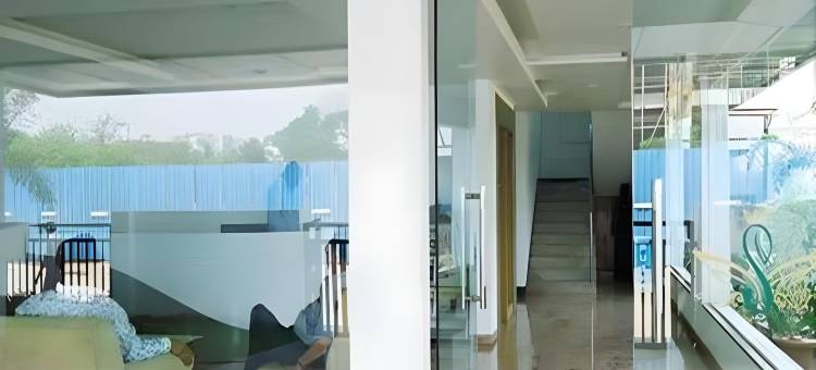 斯巴里蒂克套房酒店(Treebo Sybaritic Suites)图片