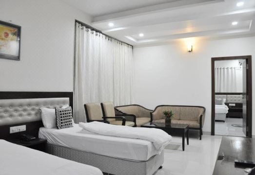 Hotel Sai Shubham Hotel Overview
