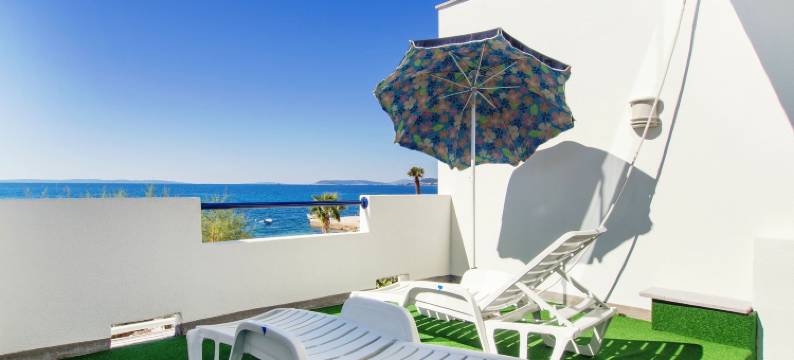 麦迪特兰海滨别墅(Luxury Rooms Beach Mediteran)图片