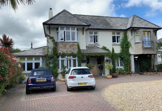 Bradleigh Lodge Hotel Overview