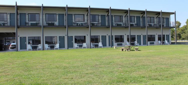 唐湖克拉克斯维尔-博伊顿品质酒店(Quality Inn - on the Lake Clarksville-Boydton)图片