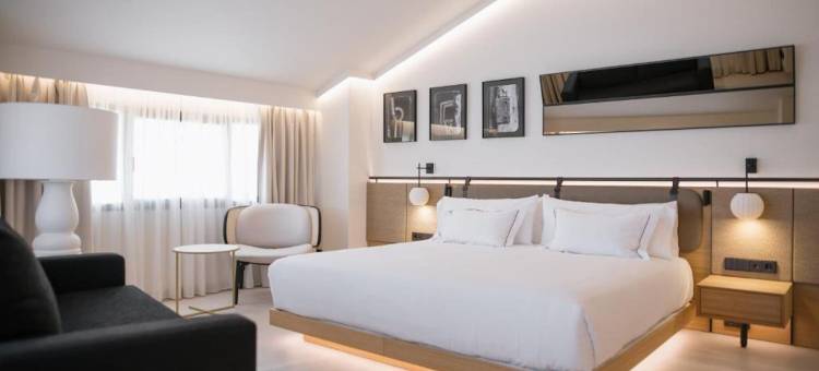 MYR塞拉诺斯门(Myr Puerta Serranos)图片