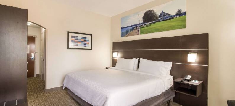 纽伯恩克拉利安庭酒店(Clarion Pointe New Bern)图片