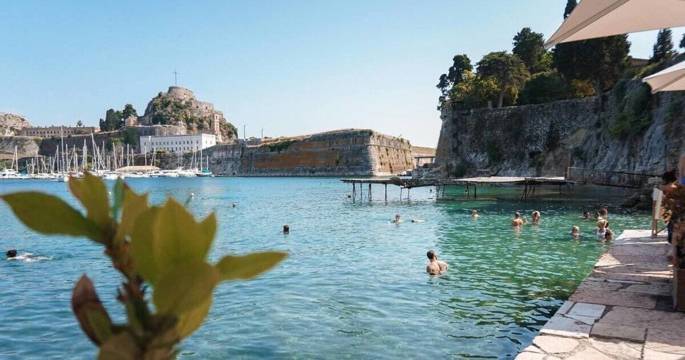 LOC HOSPITALITY的SKALINADA HOUSE(Skalinada House by Loc Hospitality)