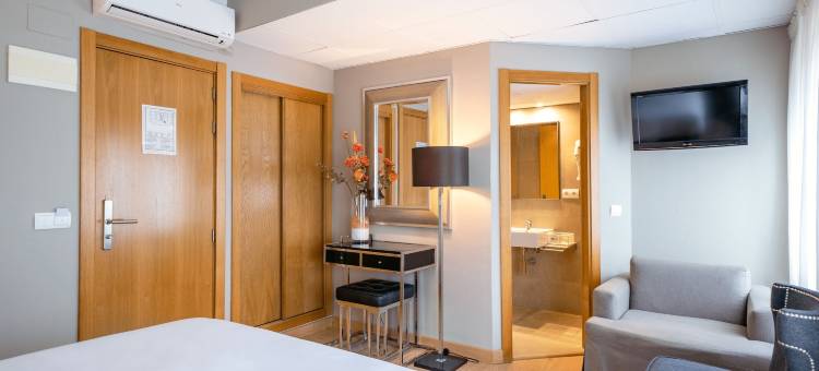 帕尔克旅馆伊比萨(Hostal Parque Ibiza)图片