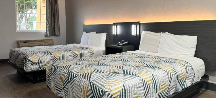 阿拉巴马亨茨维尔 - 大学大道 6 号汽车旅馆(Motel 6 Huntsville, Al University Dr.)图片