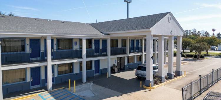 德拉克斯旅馆套房摩根城(Deluxe Inn & Suites Morgan City)图片