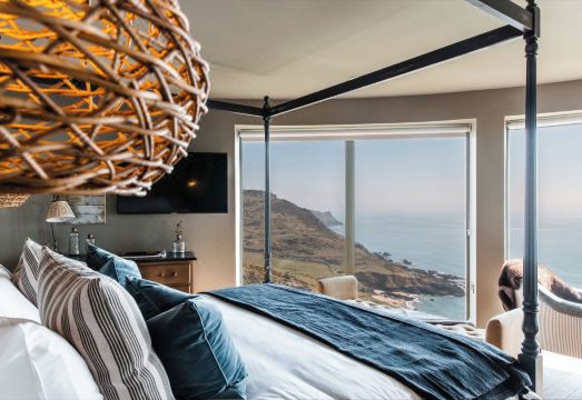 Gara Rock Hotel Overview