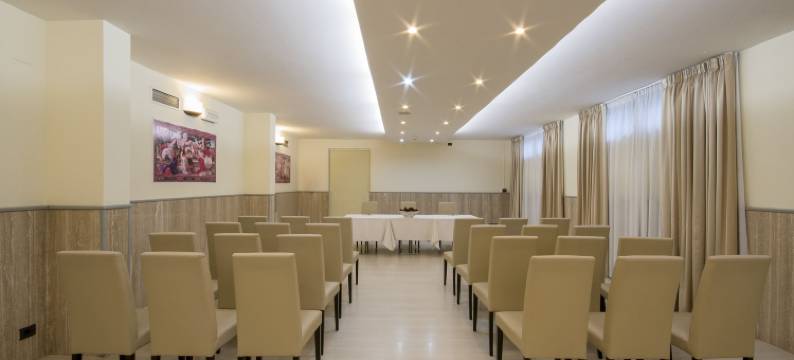 行政酒店(Hotel Executive)图片