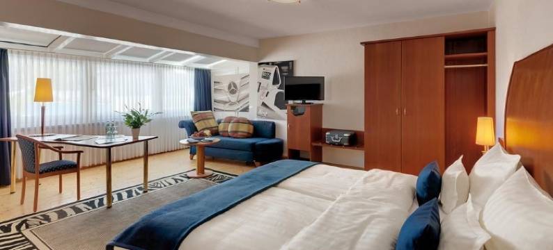 摩托斯波特酒店(Motorsport Hotel)图片