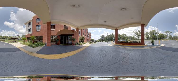 米德威-西塔拉哈西舒适套房酒店(Comfort Inn & Suites Midway - Tallahassee West)图片