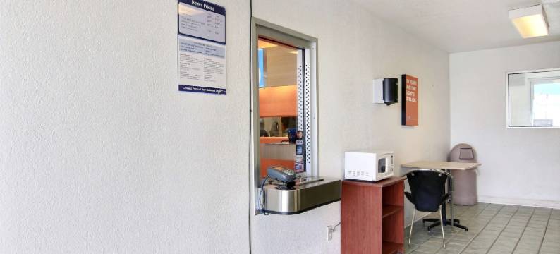 斯托克顿堡6号汽车旅馆(Motel 6 Fort Stockton, TX)图片