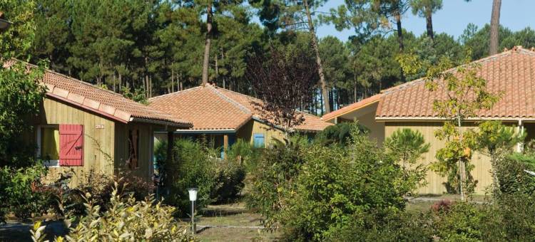 玛琳苏斯通湖滨村庄假日酒店(Village Vacances le Lac Marin)图片