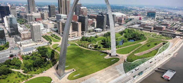 圣路易斯凯西维尔凯艺套房酒店(Quality Inn & Suites Caseyville - St. Louis)图片