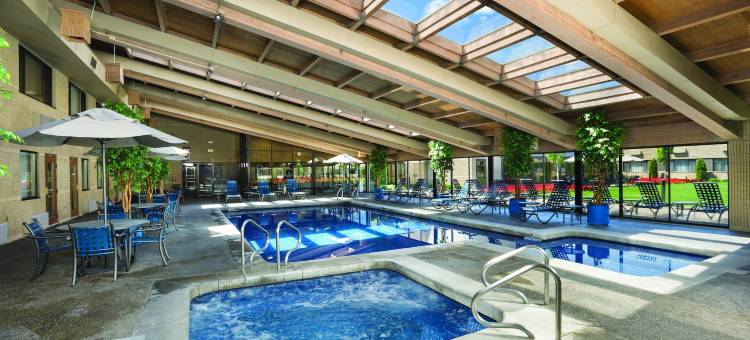 大学贝斯特韦斯特优质酒店(Best Western Plus University Inn)图片