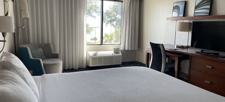 格尔夫波特海滨万豪万怡酒店(Courtyard by Marriott Gulfport Beachfront)图片
