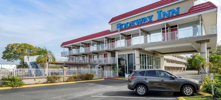 克利尔沃特拉戈罗德威酒店(Rodeway Inn Clearwater-Largo)图片