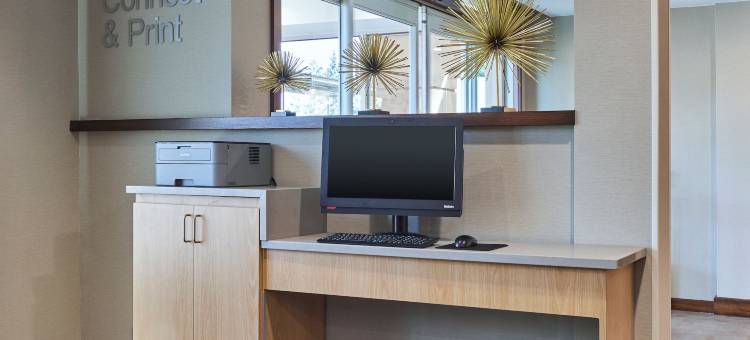 万枫旅馆及套房伯灵顿酒店(Fairfield Inn & Suites Burlington)图片