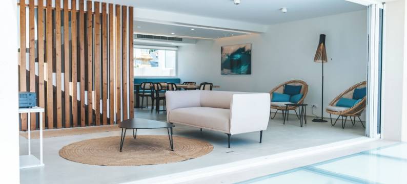 西尔韦拉湾休闲度假屋(Silveira Bay Lounge Retreat)图片